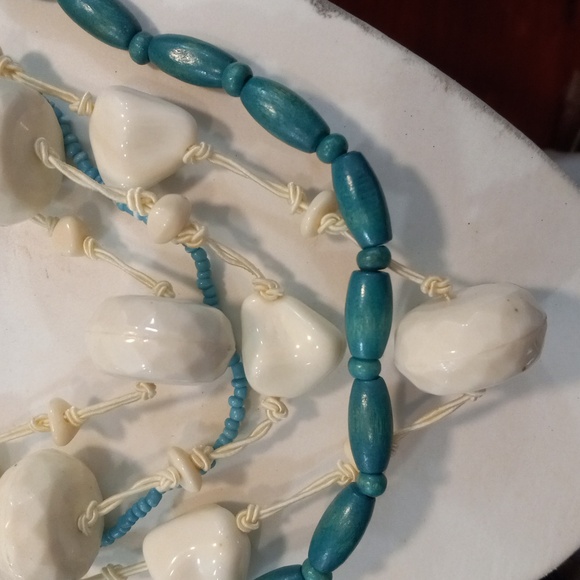 Vintage blue and white multiplayer necklace - Picture 2 of 5